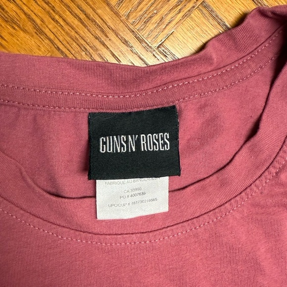 Guns N’ Roses Cropped Graphic Band Tee | Vintage Rock Style Top - Picture 4 of 8